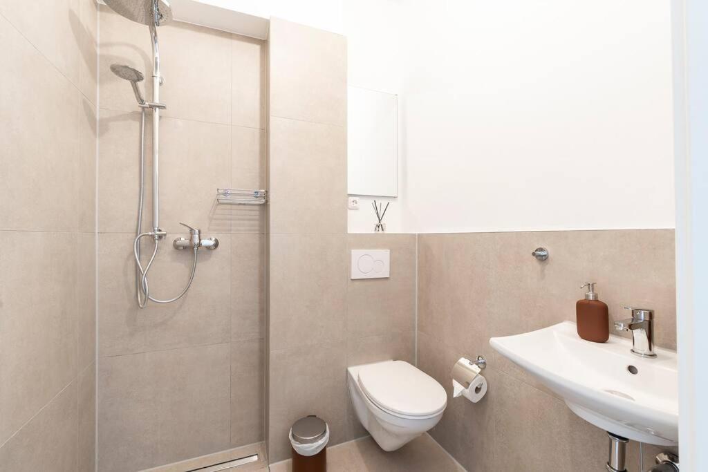 Stilvolle Wohnung Zentral BRE エクステリア 写真